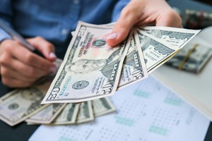 can bankruptcy stop wage garnishment