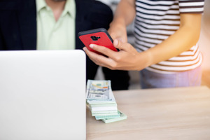 can one spouse file bankruptcy without the other in Florida